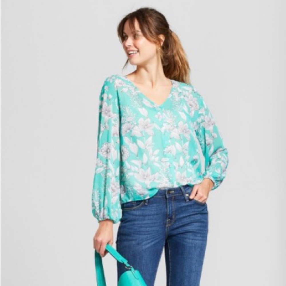 A New Day breezy blouse Size L
